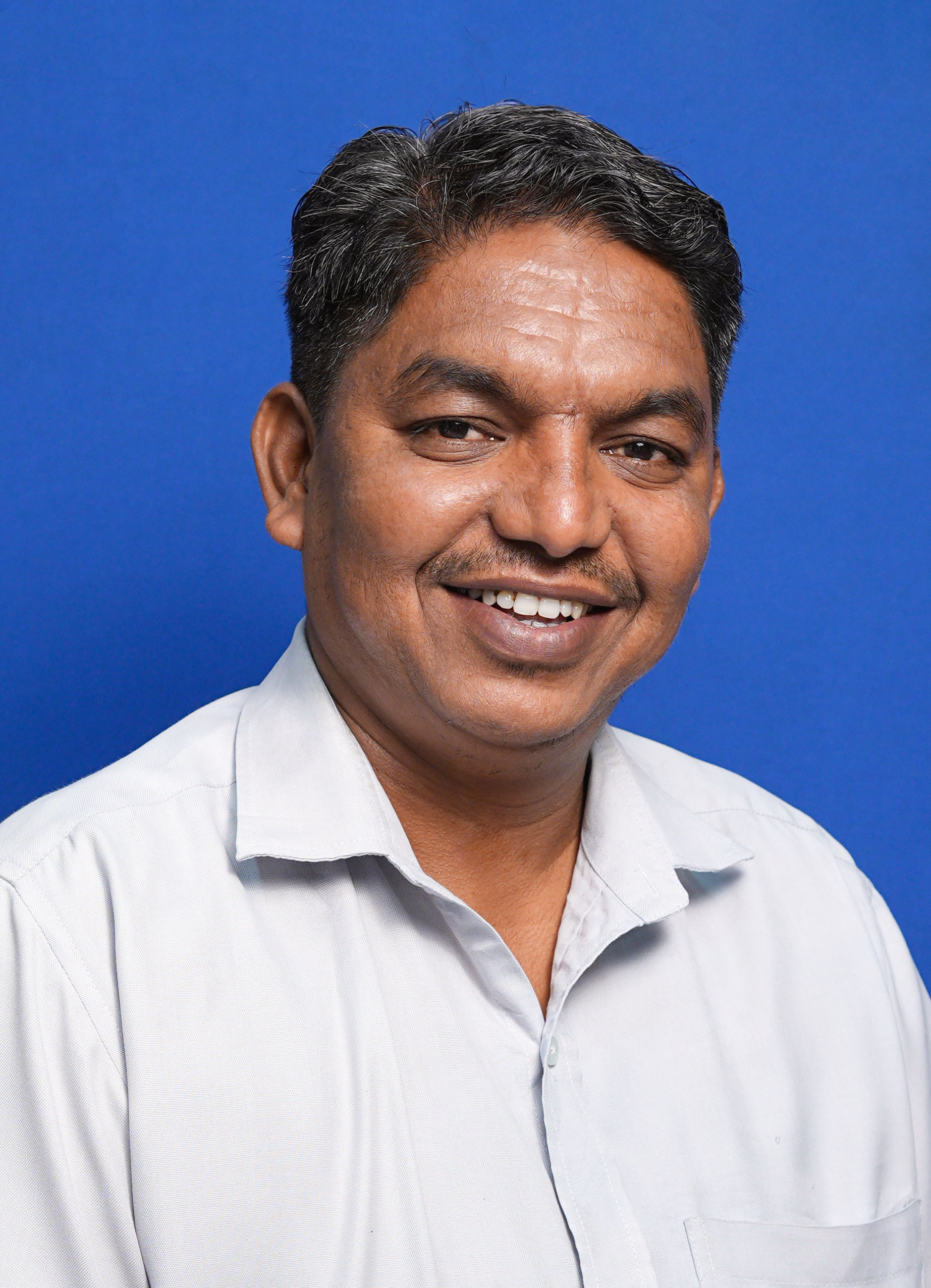 कर्मचारी
