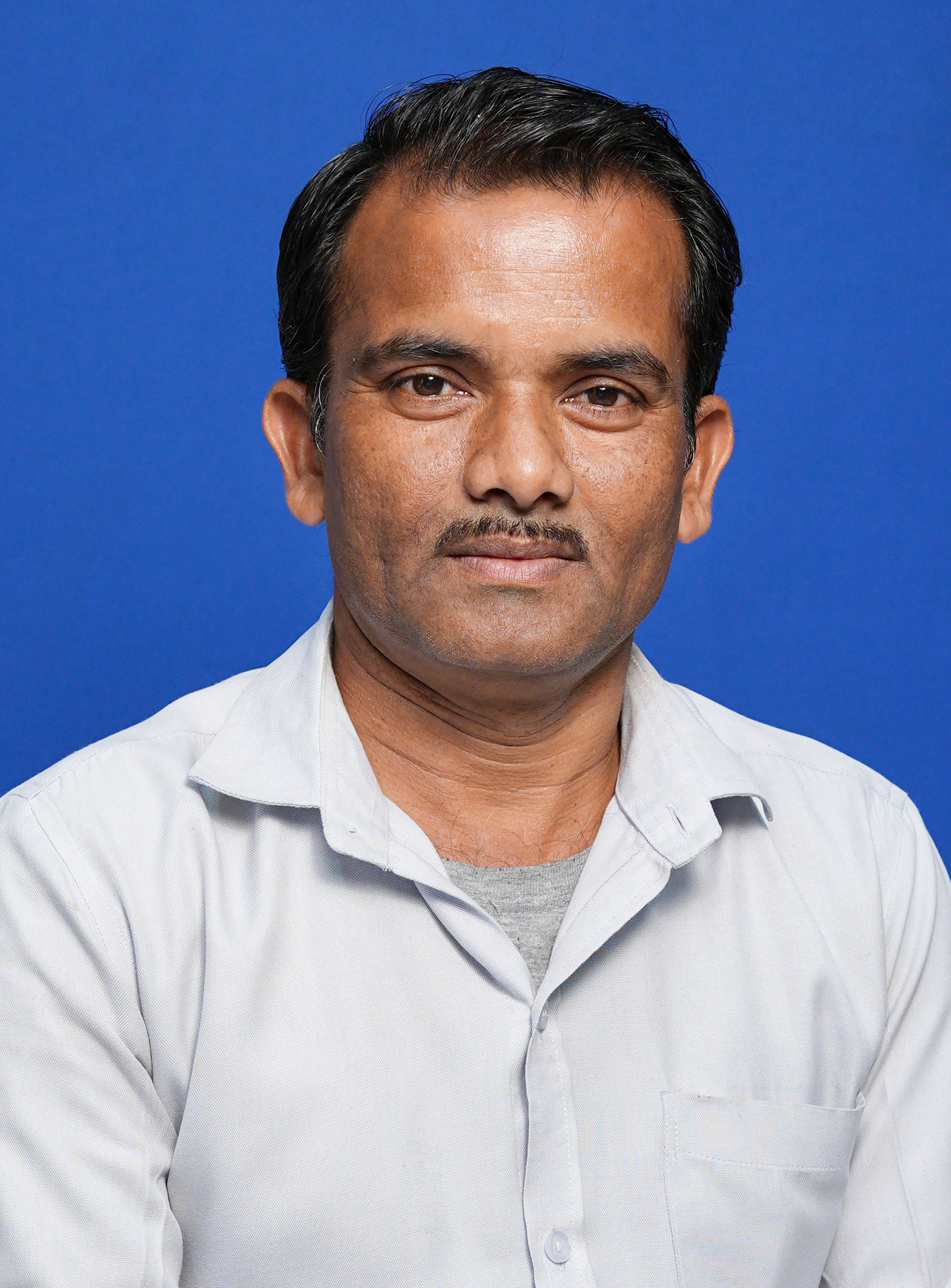 कर्मचारी